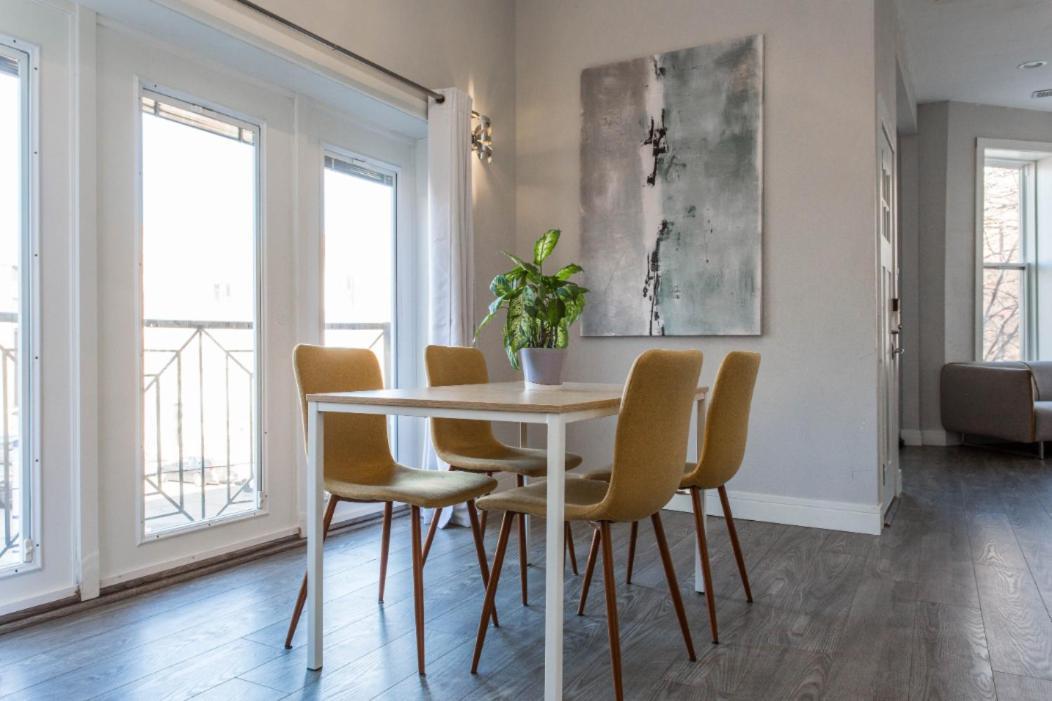 The Double Play - 1 Min Walk To Wrigley! Spacious 2Br - Perfect For Cubs Fans! Чикаго Экстерьер фото