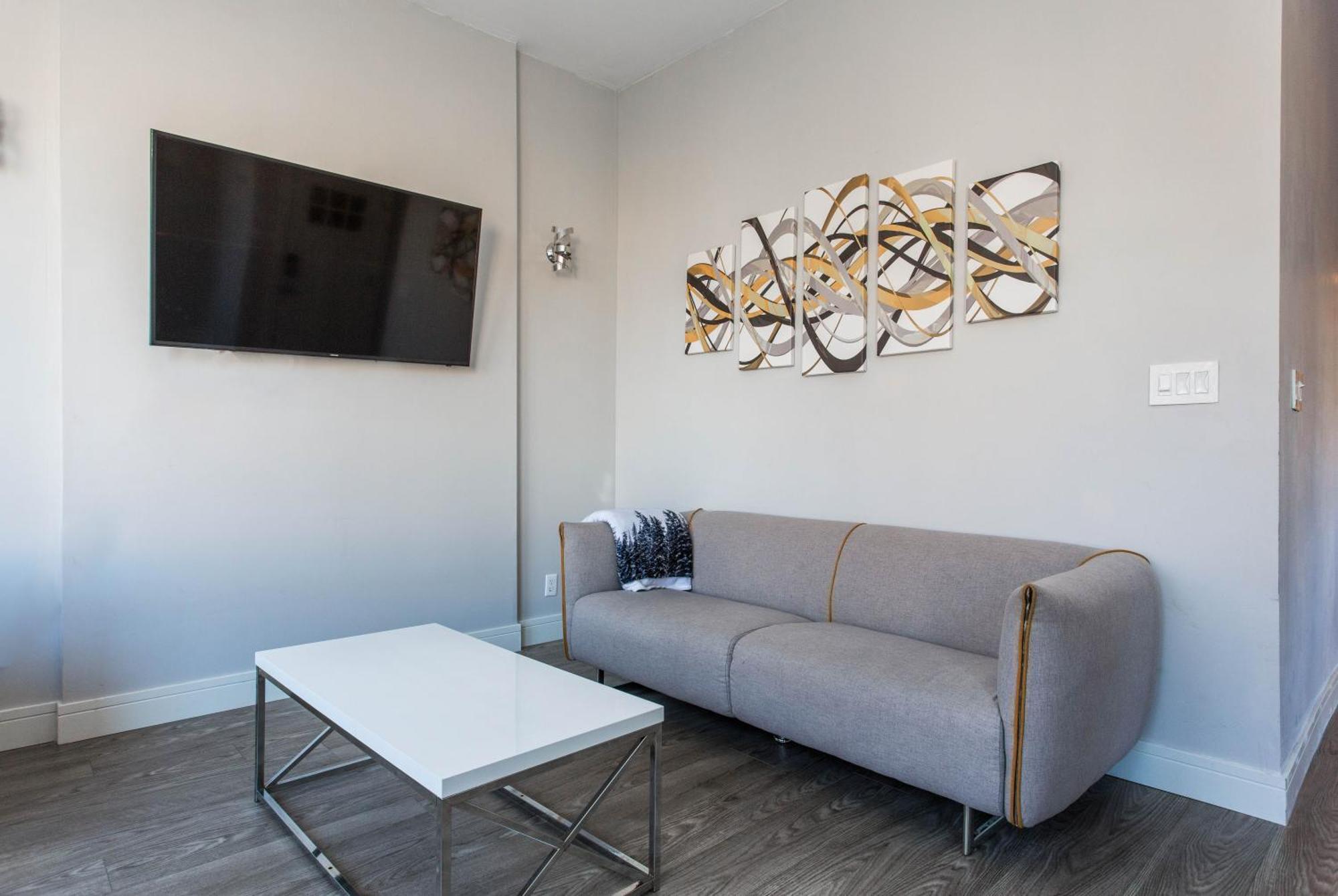 The Double Play - 1 Min Walk To Wrigley! Spacious 2Br - Perfect For Cubs Fans! Чикаго Экстерьер фото